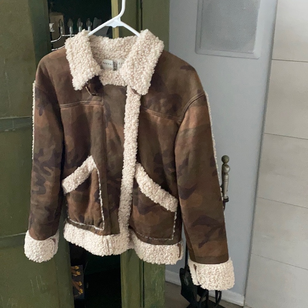 Marrakech suede and Sherpa jacket